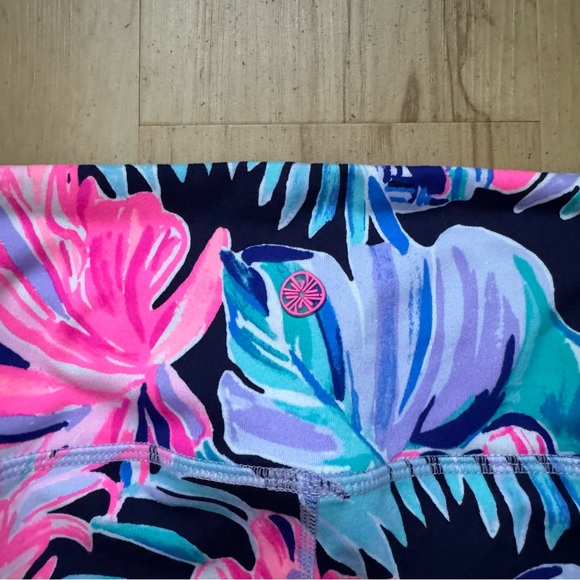 Lilly Pulitzer Weekender Leggings Multi Garden Get Away - Picture 6 of 7